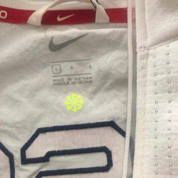 Very Rare USA Nike Team USA Windrunner
Women's Medal Stand Jacket - Picture 7 of 15